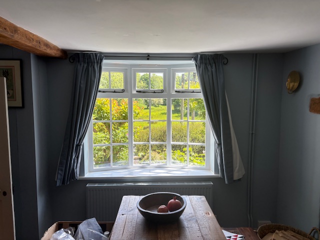 Cottage range Windows